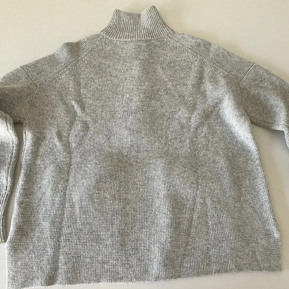 J.Crew Women’s S Wool Blend Quarter Snap Sweater Heather Gray Pockets Oversized - Picture 11 of 13